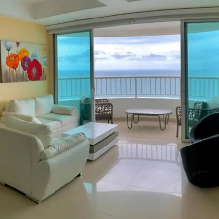 2p1-32 Seafront With Air Conditioning And Pool